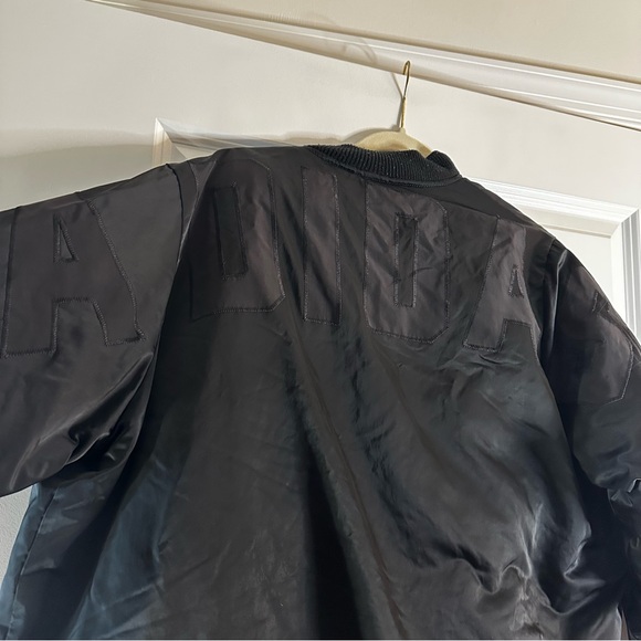 Adidas Originals Trefoil Black Bomber Jacket L Oversized Streetwear Y2K Puffer - Picture 13 of 15